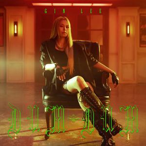 13女学生脱了内裤开始亲热
